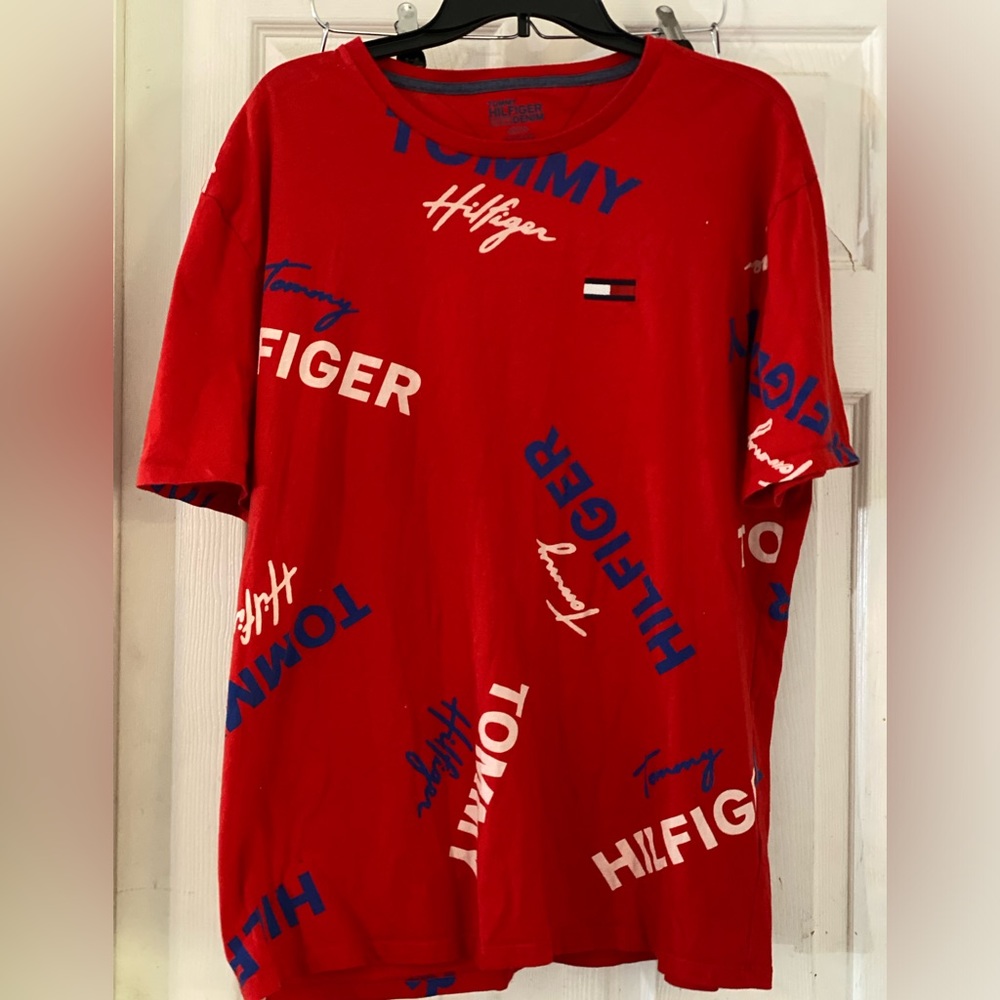 Tommy Hilfiger Men's Red and Blue T-shirt XL